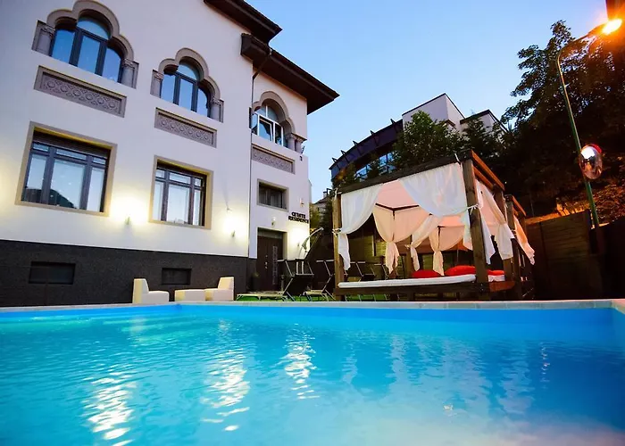 Cetate Residence